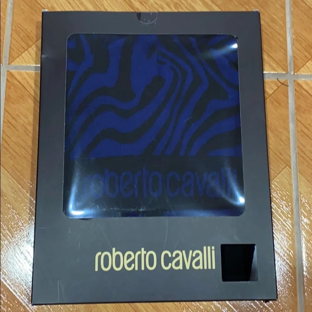 New Roberto Cavalli black & blue hat & scarf set